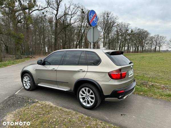 BMW X5 4.8i xDrive - 7