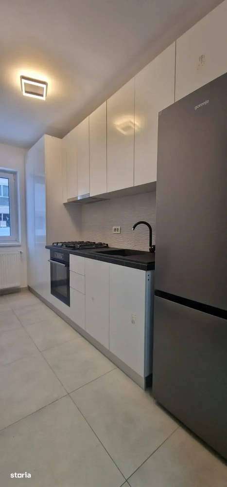 Studio-43 mp curte  gata de Mutare langa Metrou P.Poenaru - Imagine principală: 5/14