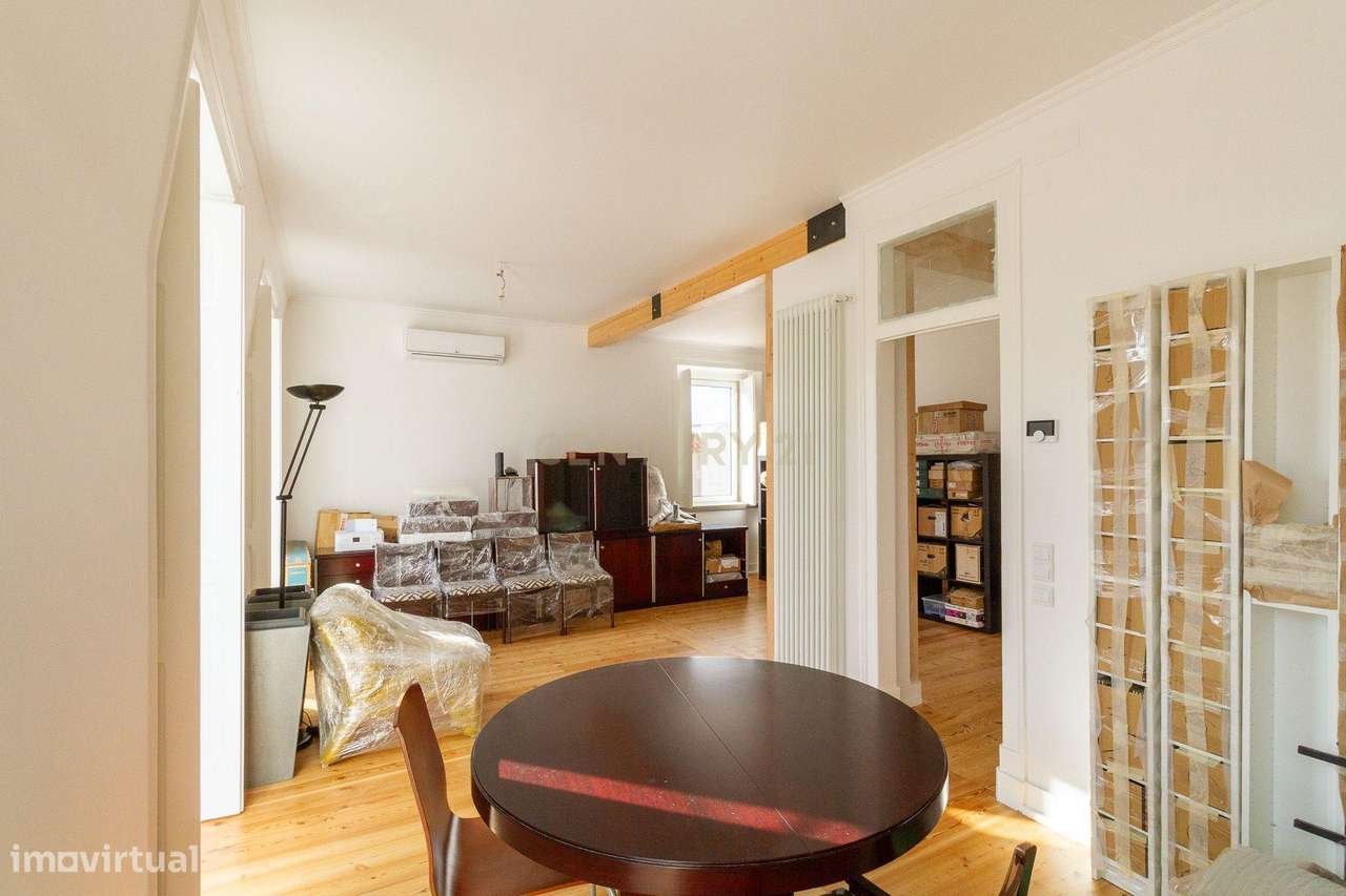 Apartamento remodelado em prédio com elevador - Grande imagem: 2/27