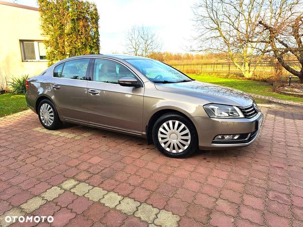 Volkswagen Passat 1.8 TSI Highline DSG - 4