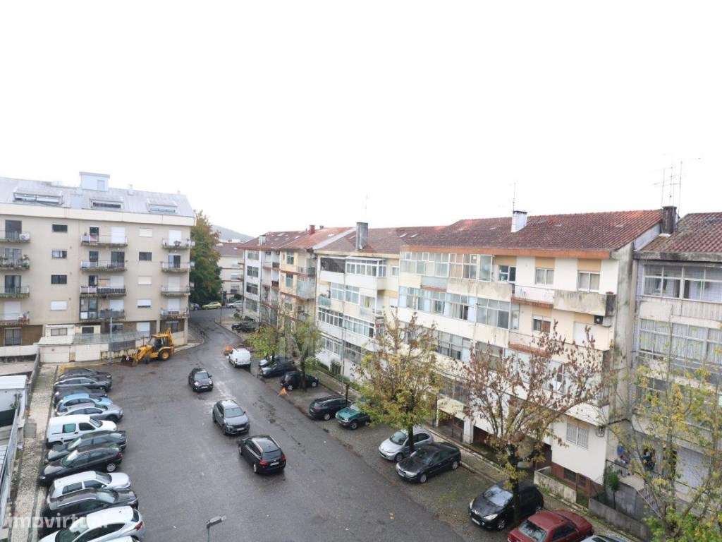 Venda Apartamento T2+1 com Sótão (transformado em T2) - São Vítor, ...-13