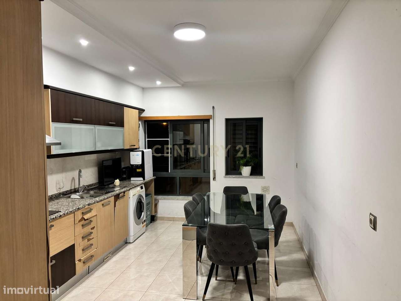 Apartamento Luxuoso com Vista Panorâmica em Montijo-7