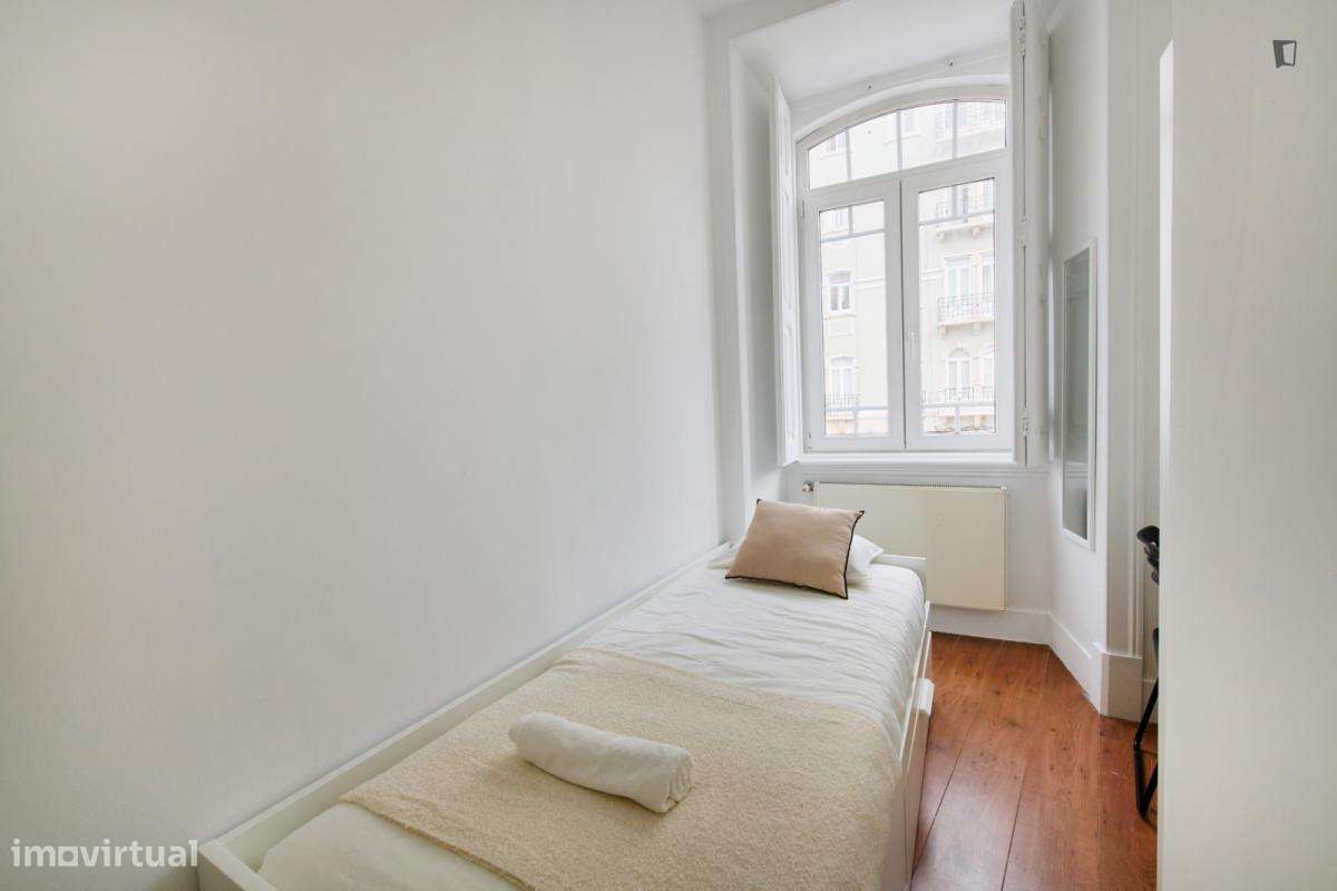Quarto - localizado em Arroios Lisbon - Grande imagem: 5/7