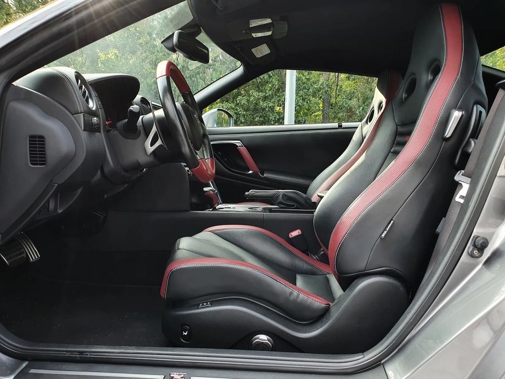 nissan gt-r