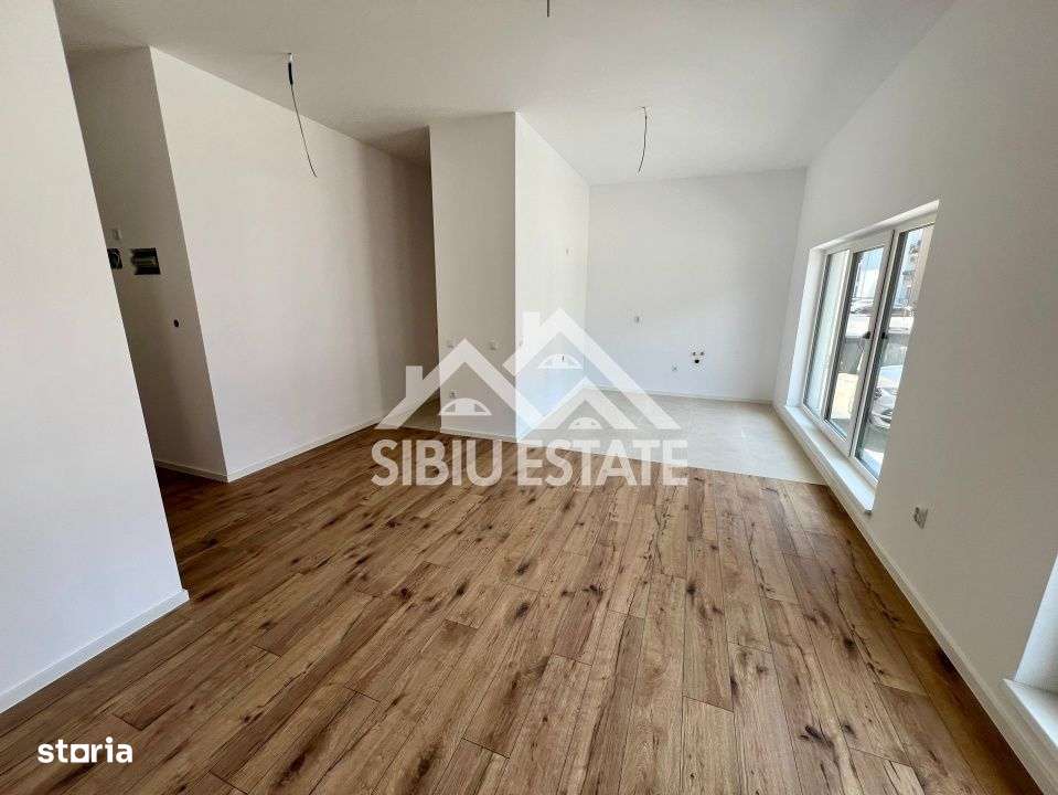 Apartament spațios la parter – ideal locuință sau spațiu comercial - Imagine principală: 3/14