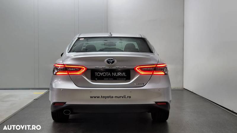 Toyota Camry 2.5 Hybrid Dynamic - 4