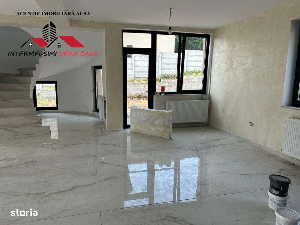 Casa noua 4 camere, 2 bai de vanzare Alba - Cetate in spate la Piata - Imagine principală: 5/19