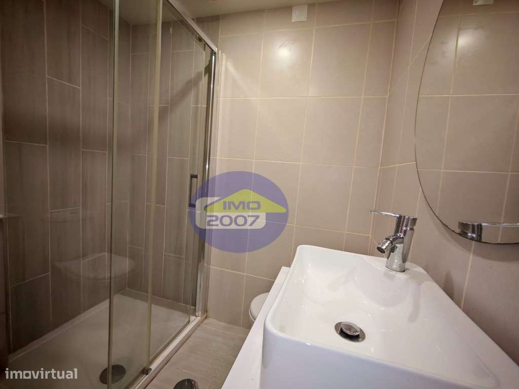 Moradia com 3 frações independentes-9