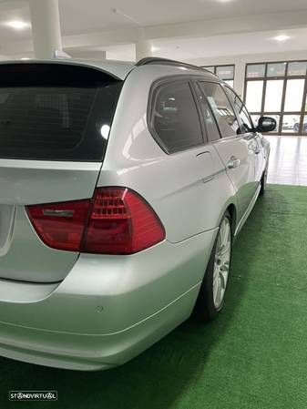 BMW 320 d Touring Navigation Sport - 15