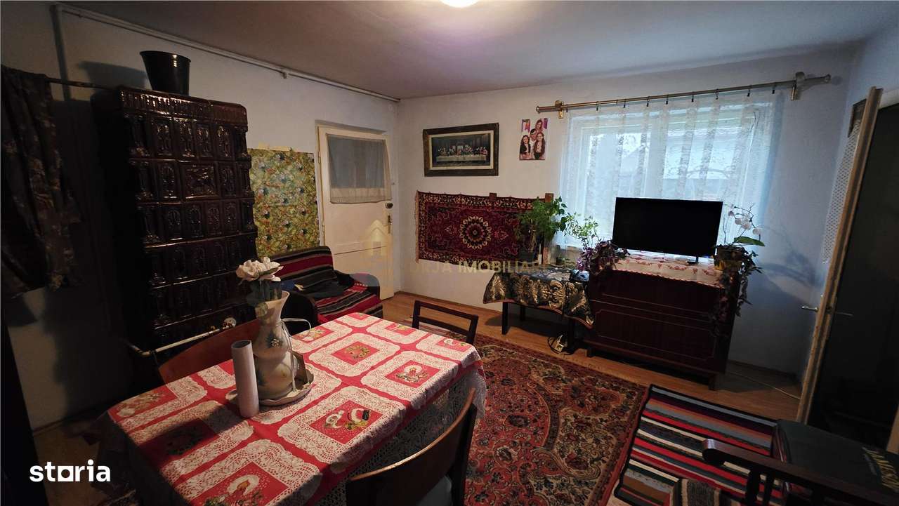 CASA 2 CAMERE 68 MP TEREN 701 MP  APAHIDA-12