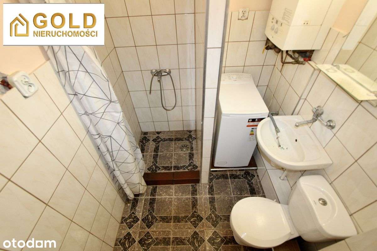 Kawalerka z balkonem w centrum miasta. Niskie opła-12