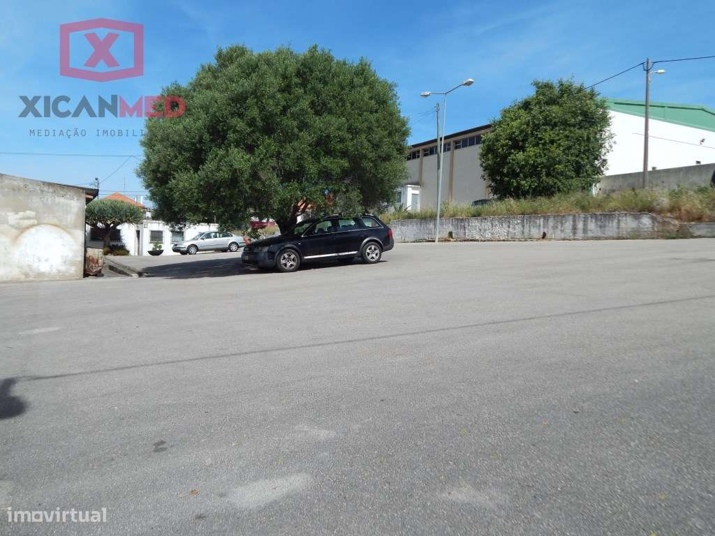 Desenvolvimento Urbano/ 
Habitação e Comercio.-14