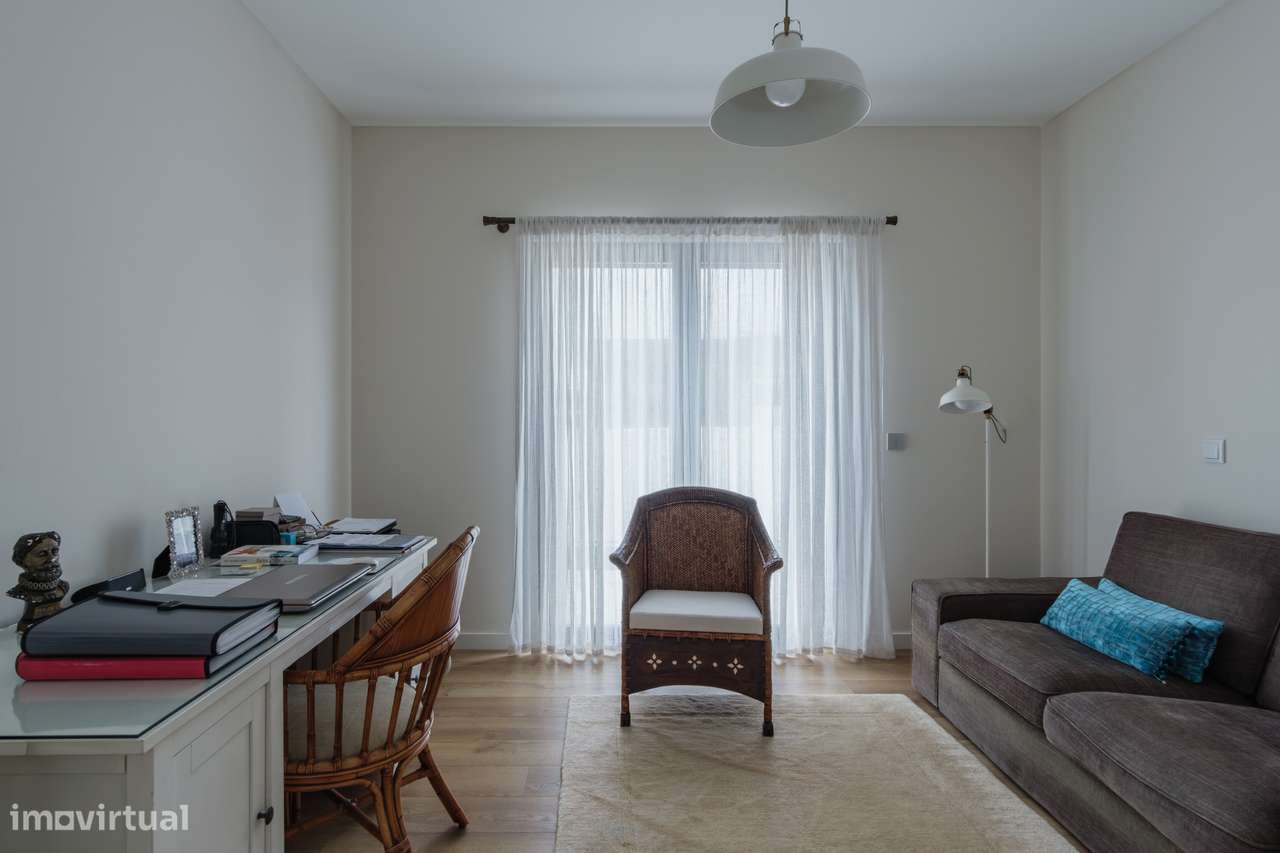 Moradia Isolada T3 com Vista Mar, Encarnação-17