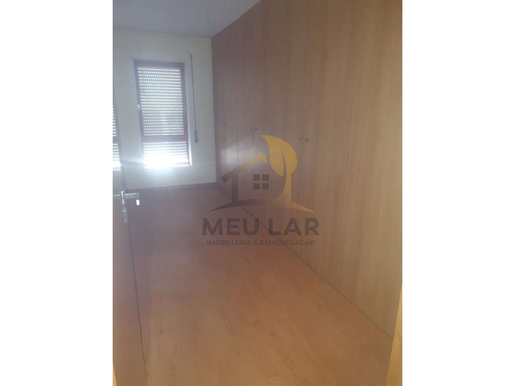 Apartamento T4 São João da Madeira-7