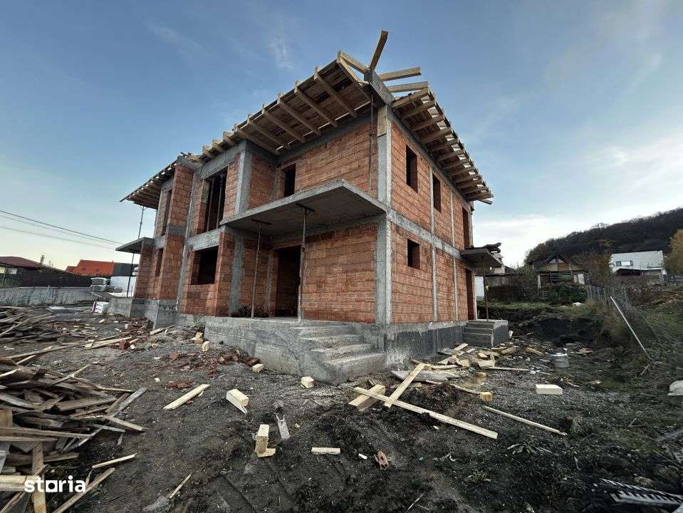 Duplex 5 camere 120mp utili Chinteni teren 450mp - Imagine principală: 2/11