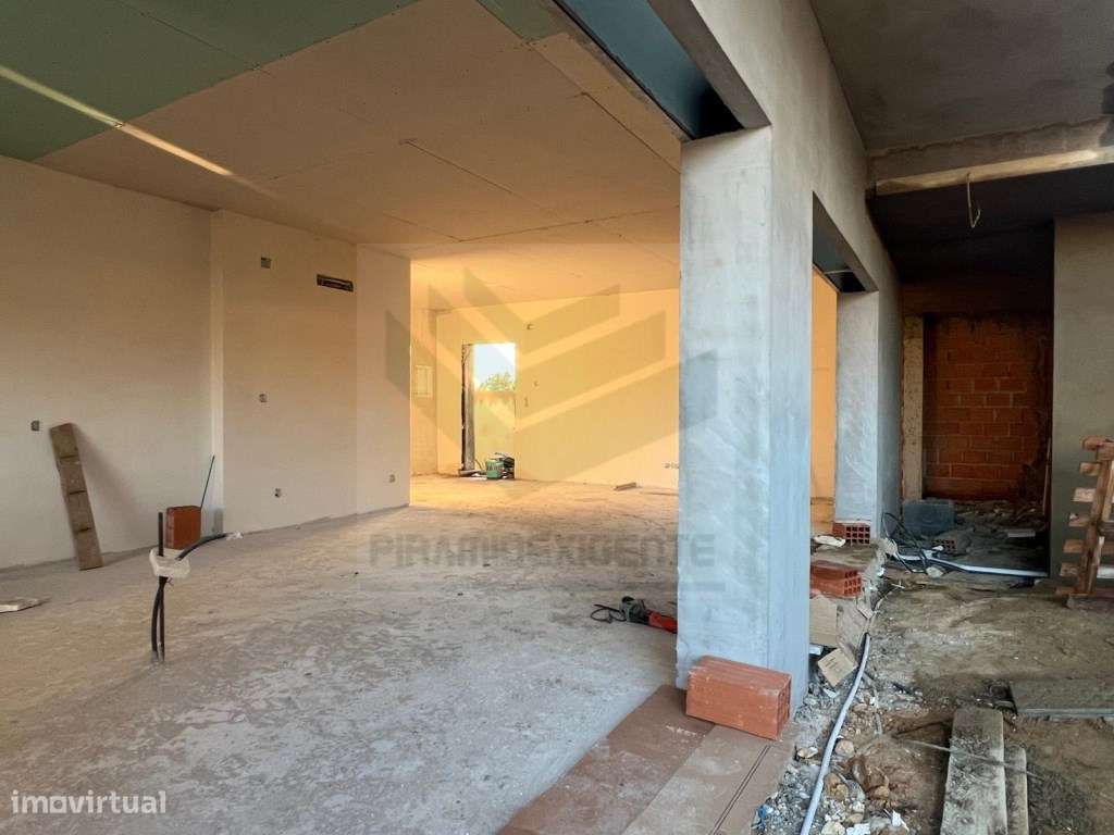 Moradia Isolada Urbanização Nova, 2 min. do Centro Moita-13