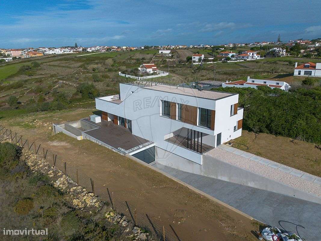 Moradia T4 para venda - Grande imagem: 2/36