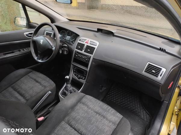 Peugeot 307 2.0 HDi Premium - 12