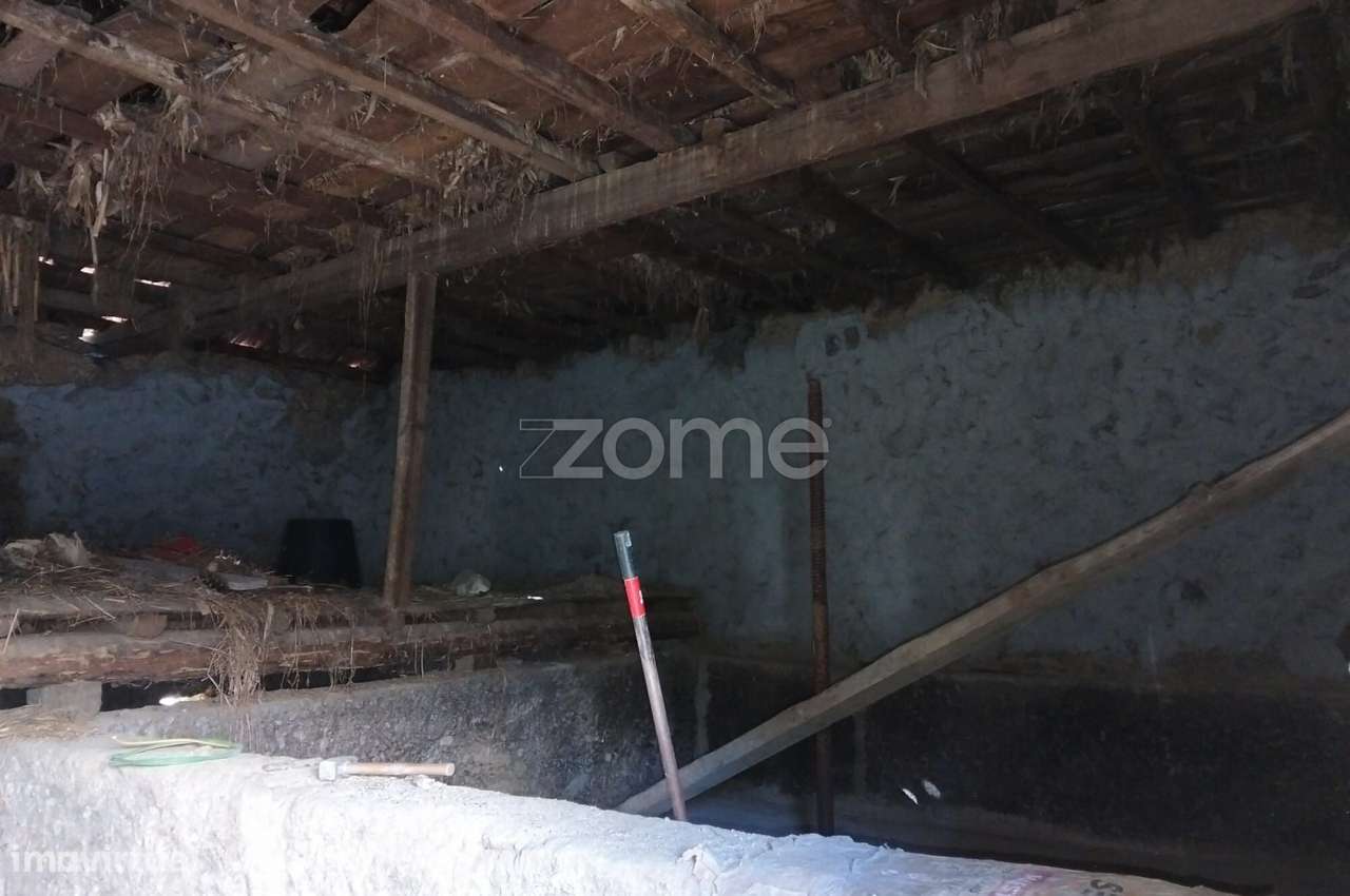 Moradia T1 totalmente renovado em Fornos de Algodres - Grande imagem: 5/11