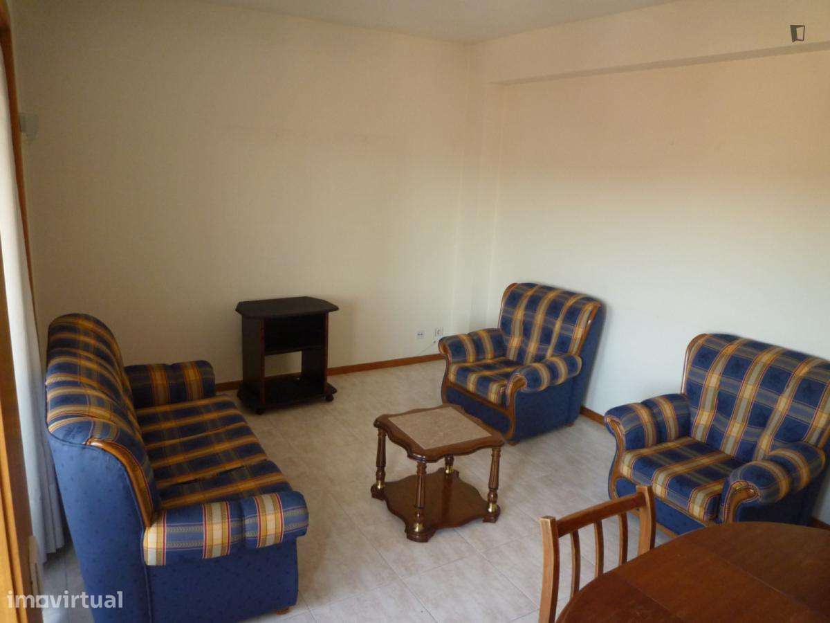 Apartamento com 2 quartos - localizado em Nogueiró e Tenões Braga - Grande imagem: 5/7