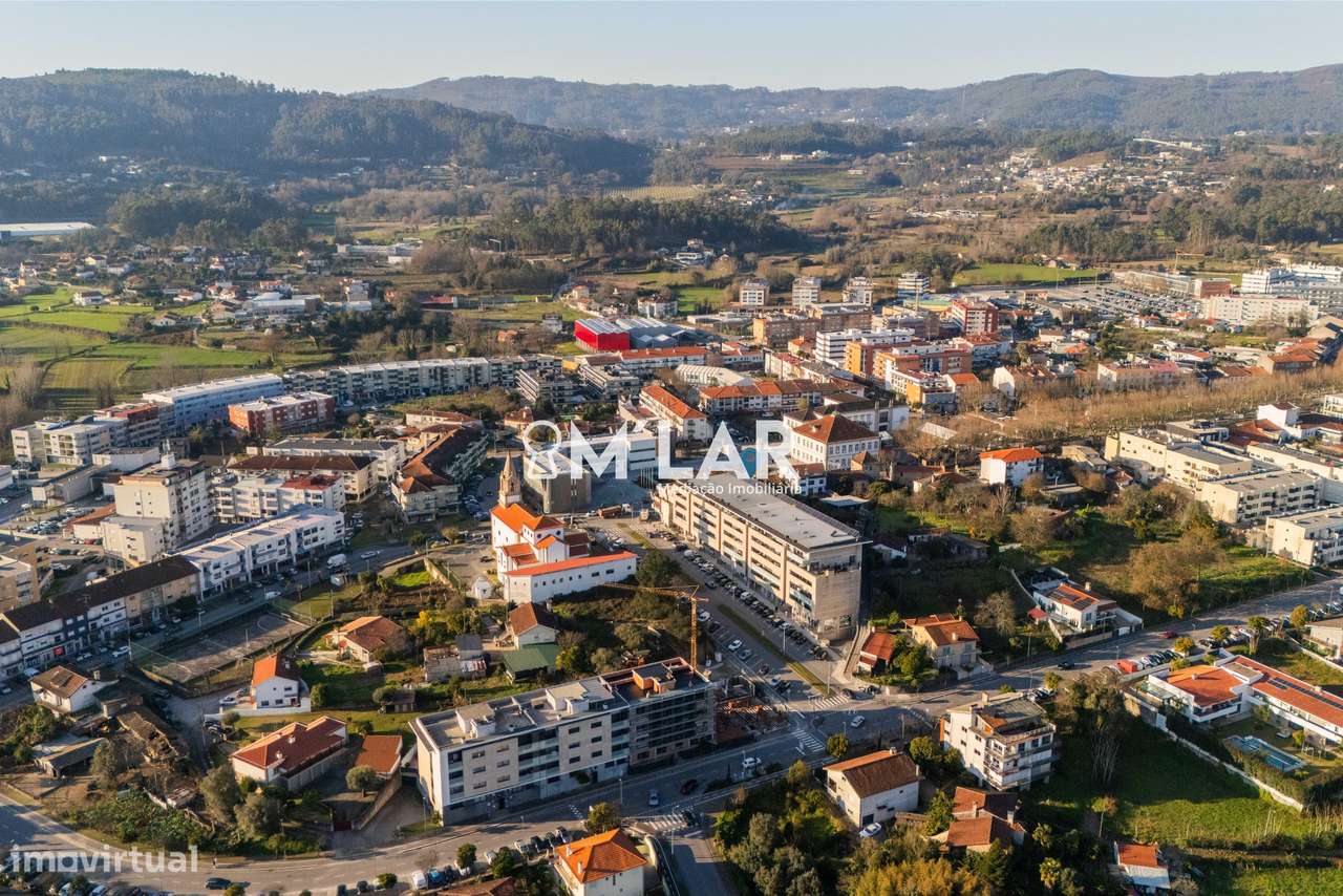 Apartamento T3 com piscina, Novo, no Centro de Vila Verde-37