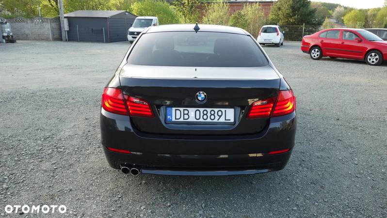 BMW Seria 5 520d Luxury Line - 8