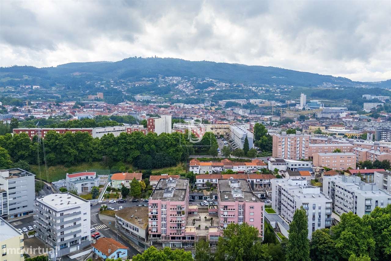 Apartamento T1+1 remodelado | 76 m² | Fermentões, Guimarães-25