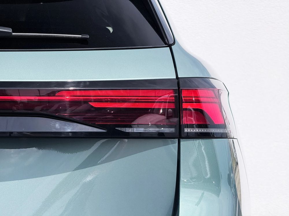 Volkswagen Passat-Variant 1.5 TSI ACT MHEV Business DSG 150 KM — zdjęcie 4