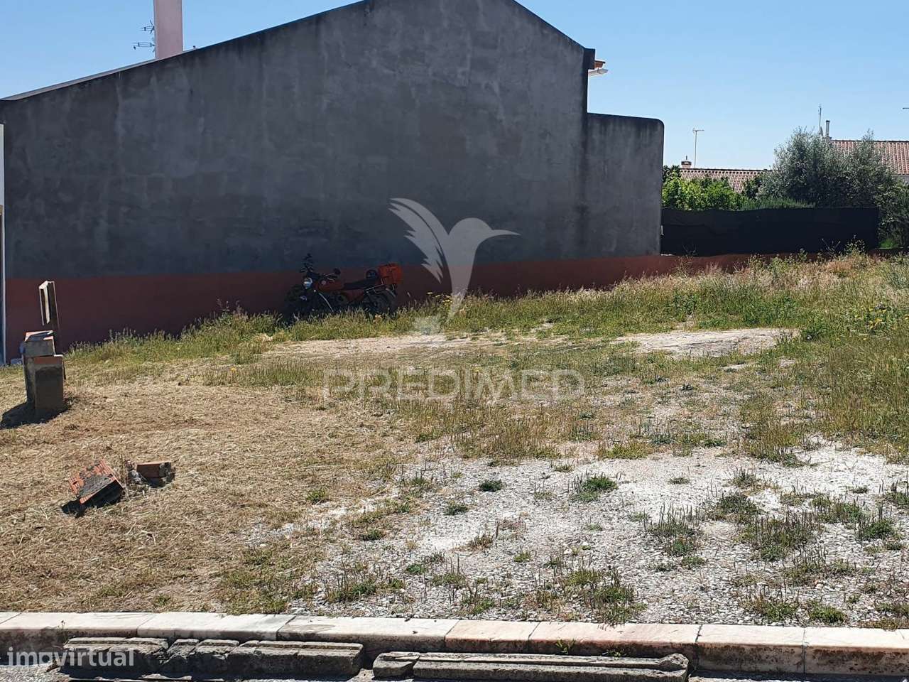 lote de terreno para moradia com dois pisos - Grande imagem: 3/4