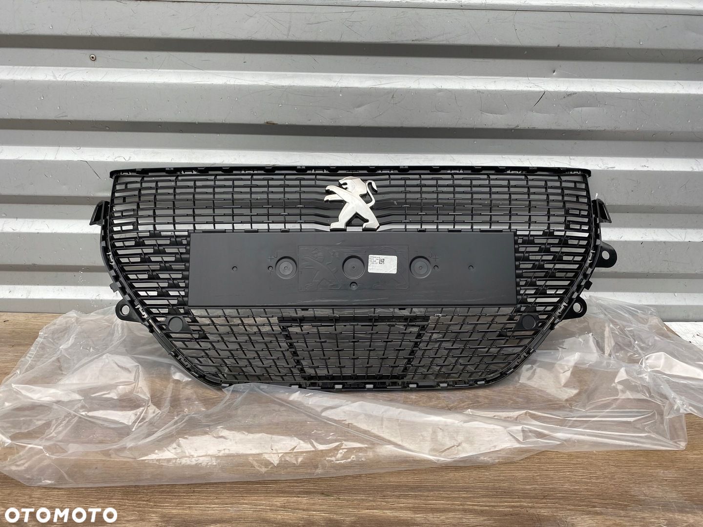 PEUGEOT E 208 ATRAPA GRILL 983183880 9823210180 NOWY - 1