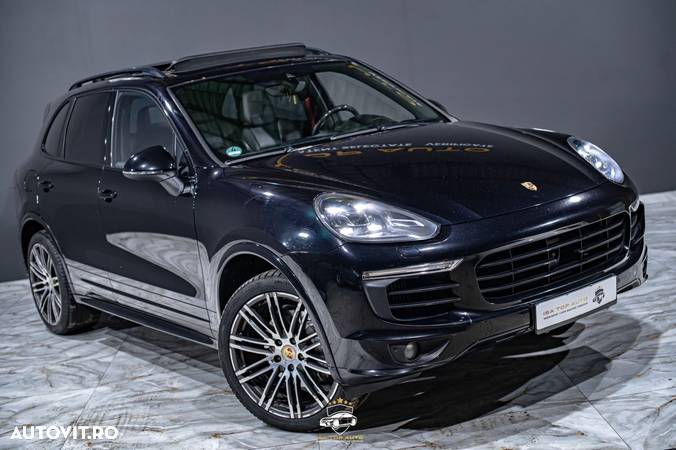 Porsche Cayenne S Diesel Platinum Edition - 12