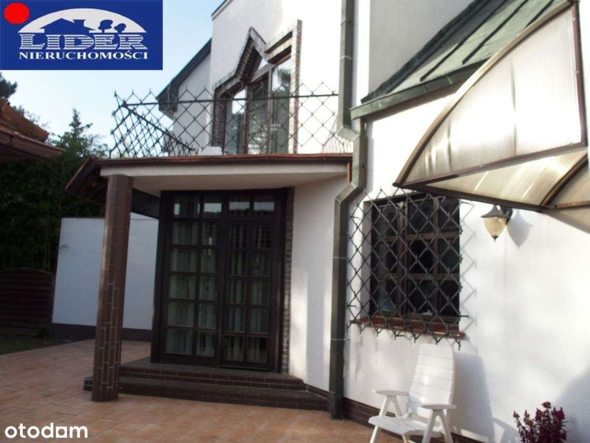 Podolany dom jednorodzinny z duszą-1