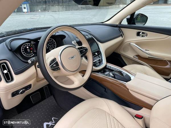 Aston Martin DBX Standard - 10