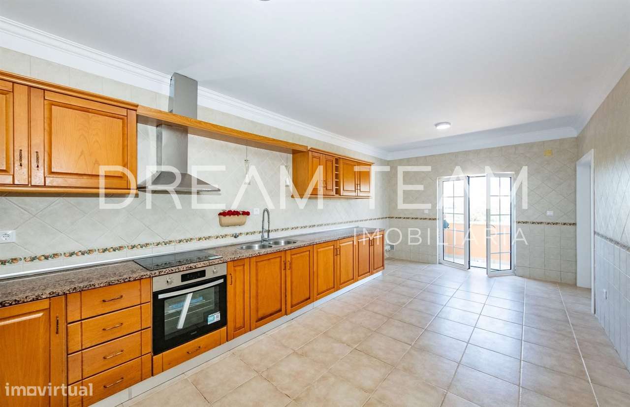 Moradia T4  com Piscina e Lote de 900 m² – Qta da Serralheira, Setúbal-3