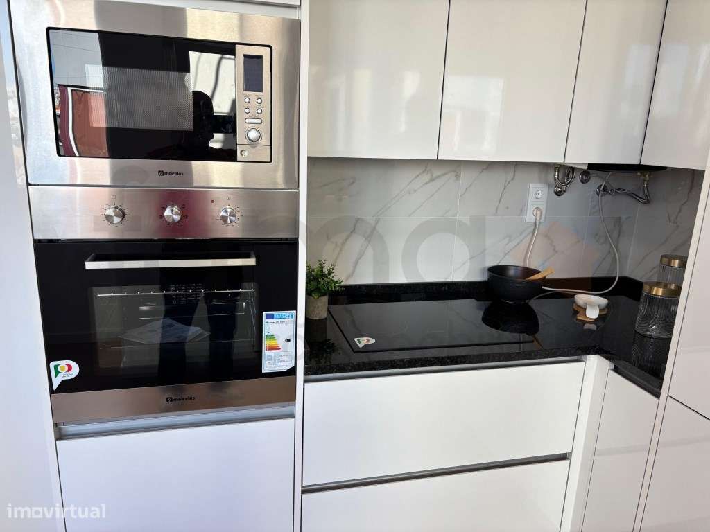 APARTAMENTO T3 EM TOTAL REMODELAÇÃO EM BENFICA - Grande imagem: 5/23