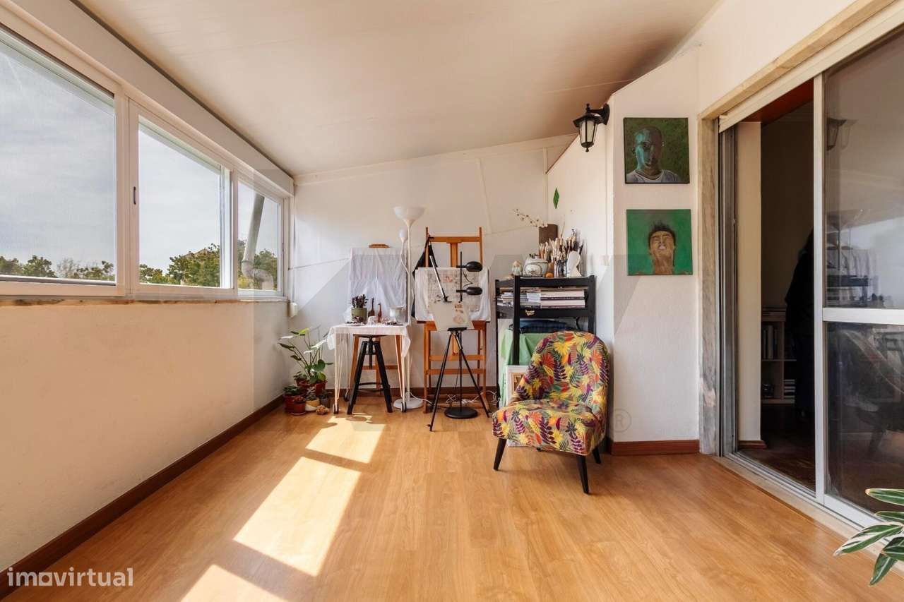 T1 para Venda em Rio de Mouro | Próximo da Estação e Serviços-3