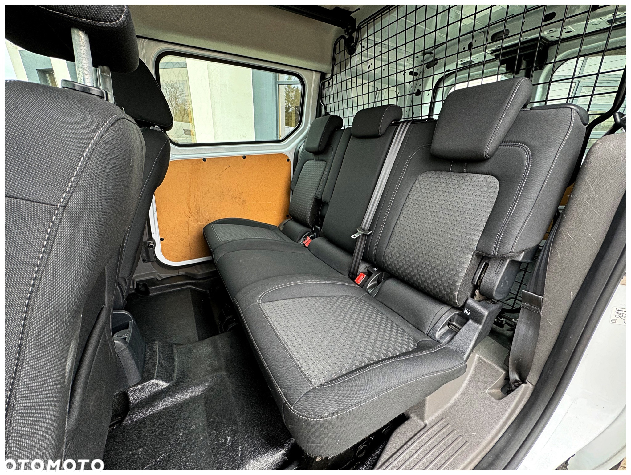 Ford Transit Connect - 15