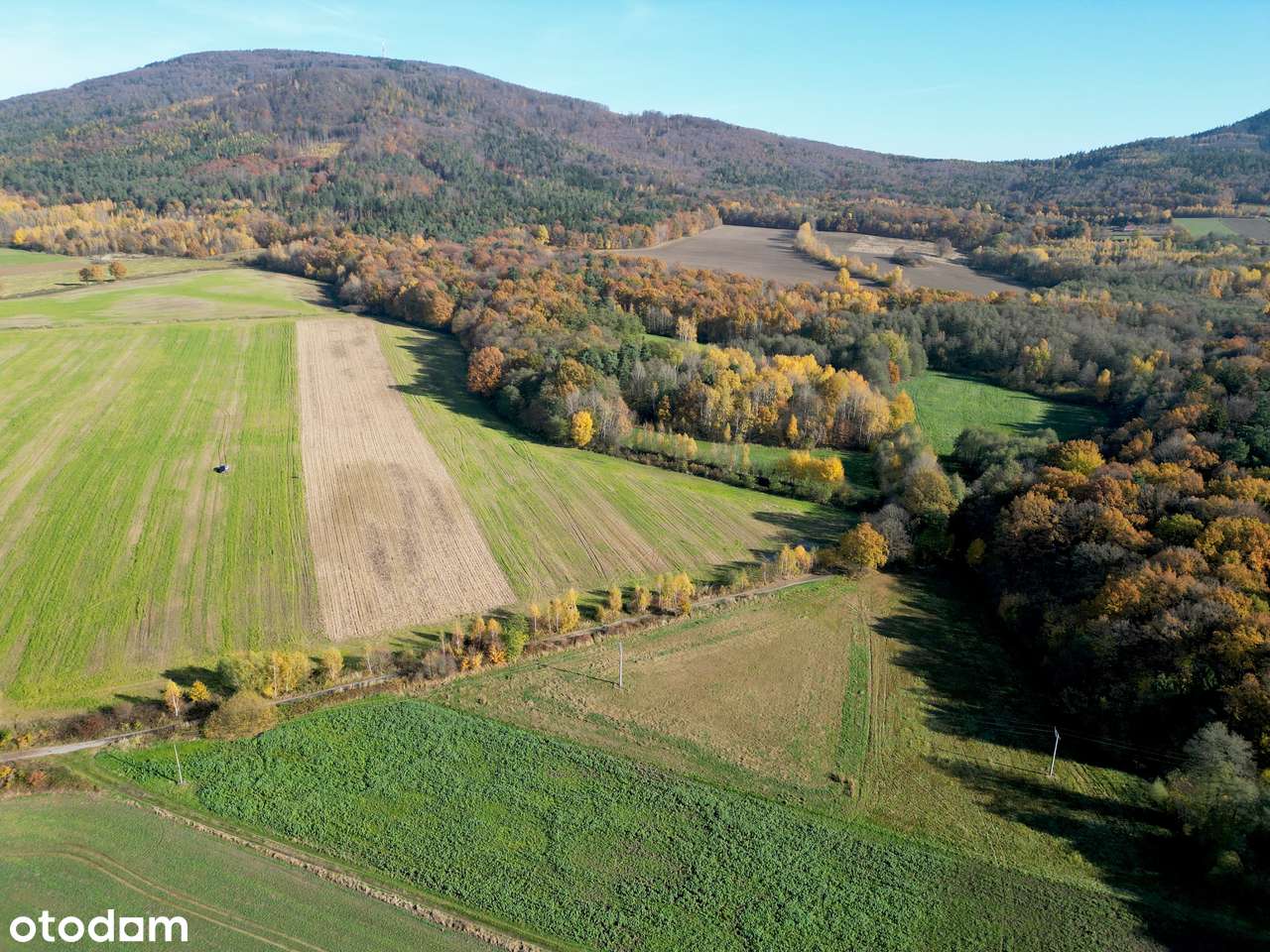 Sielski klimat i bliskość miasta – działka budowlana 40 arów, Mysłaków-5