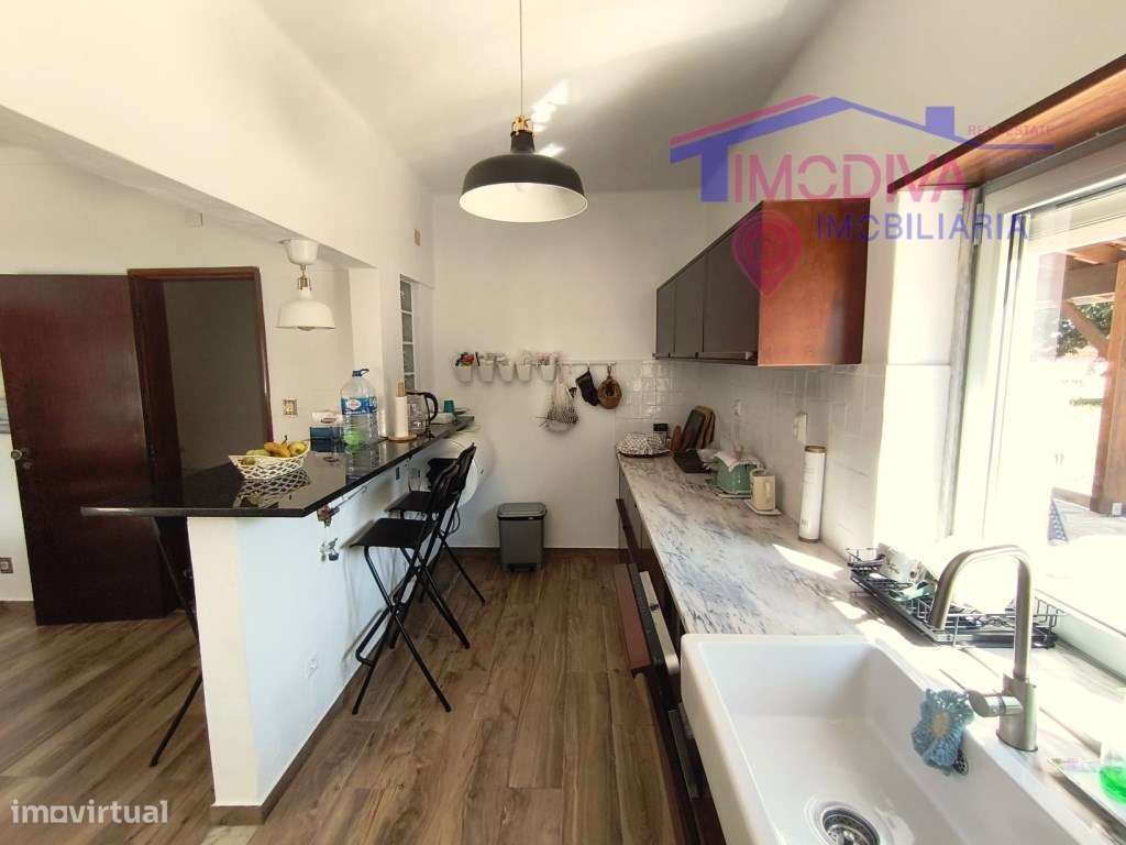 Moradia T3 com garagem e Terreno com 1850 m2 em Arega, Figueiró dos...-11