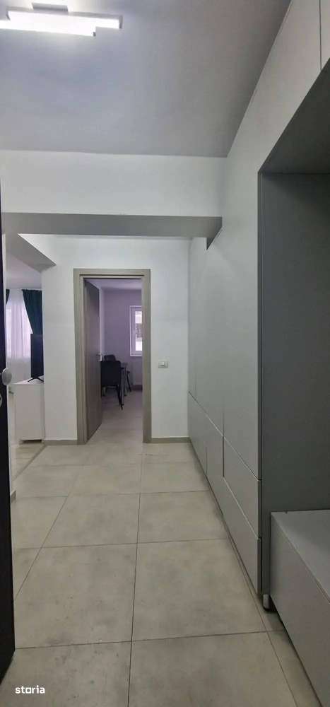 Studio-43 mp curte  gata de Mutare langa Metrou P.Poenaru - Imagine principală: 4/14