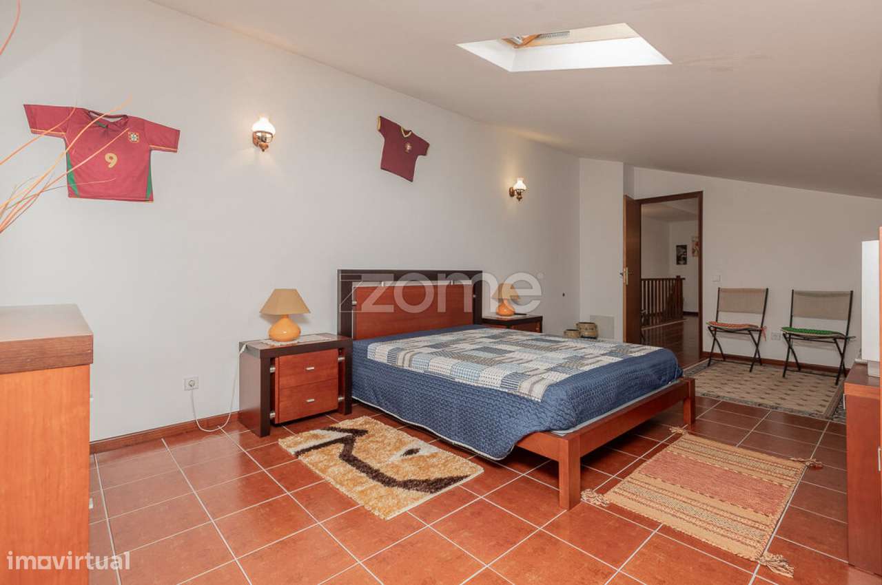 Apartamento T3+2 com Garagem| Cernache, Casconha-35