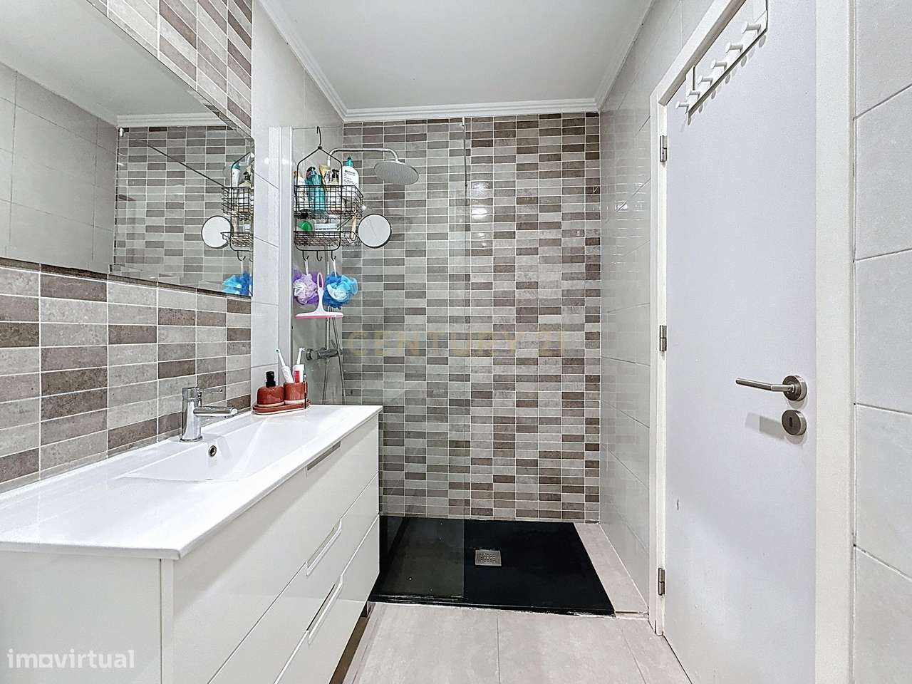 Apartamento T2 em Alto do Moinho, Corroios- Oportunidade Única!-12