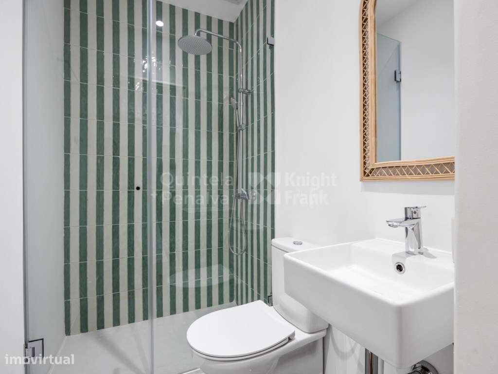 Apartamento T3 totalmente renovado, localizado em Belém-15