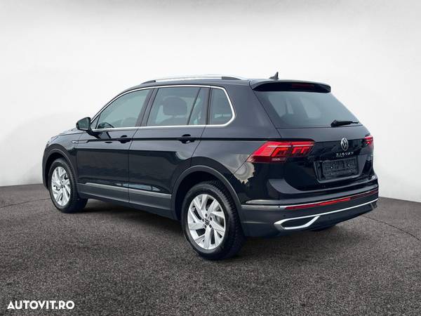 Volkswagen Tiguan - 5