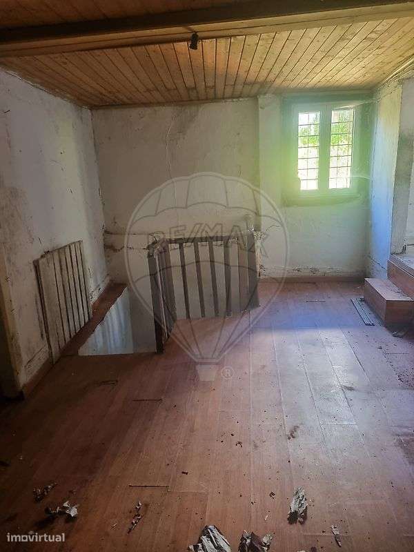 Moradia T5 para venda-13