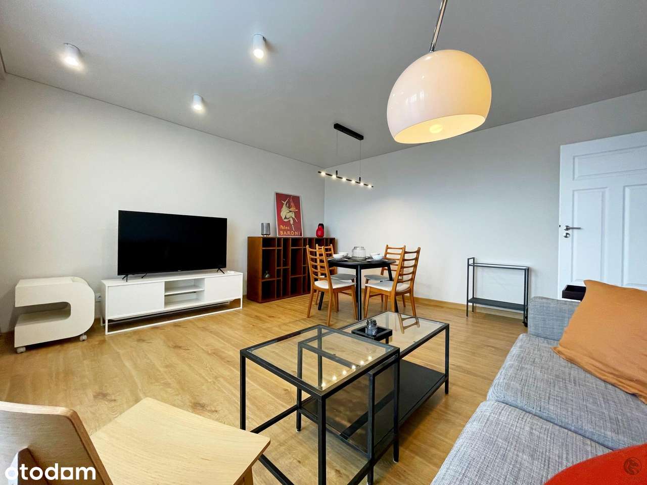 2 pokoje / 50 m2 / ul. Tomaszewicza / Duży balkon - Pełny obrazek: 2/9