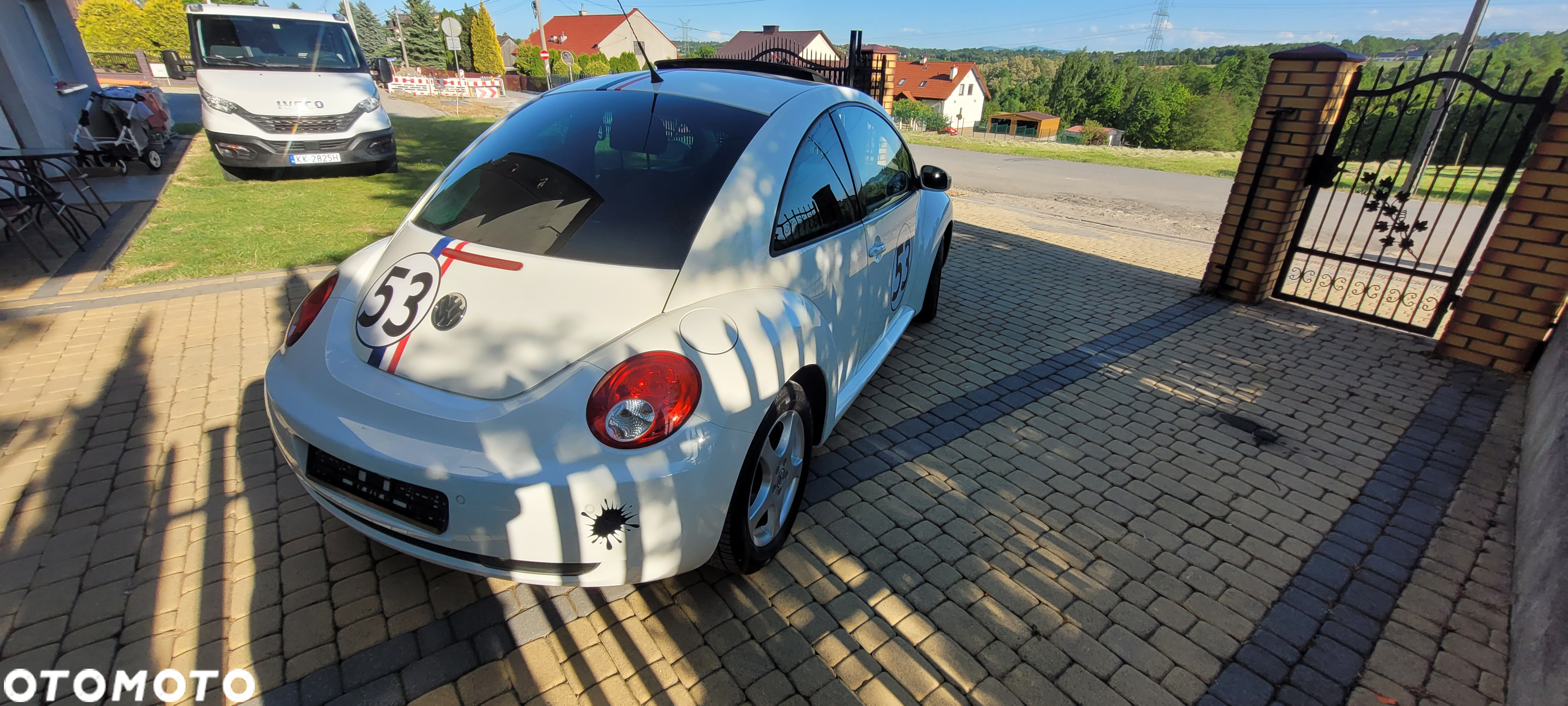 Volkswagen New Beetle - 4