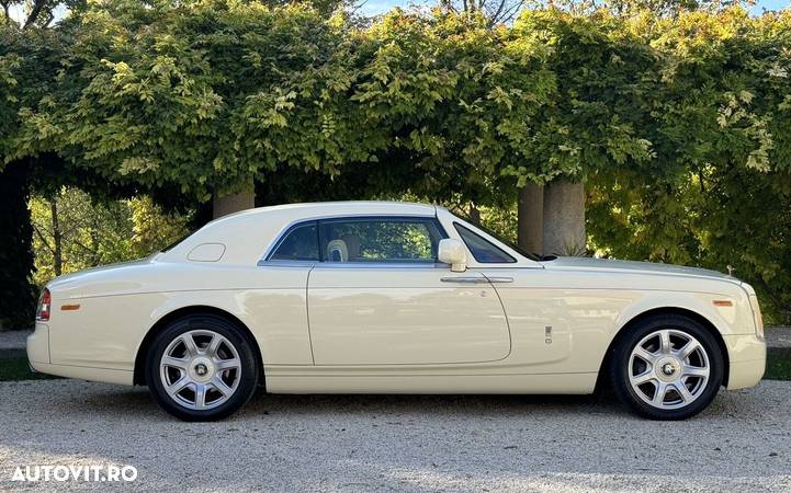 Rolls-Royce Phantom - 2