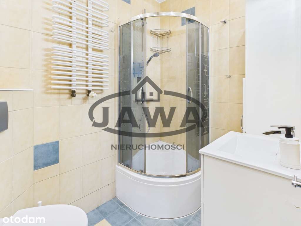 2pok*2002 rok*widok na las*teren zamknięty*parking-9