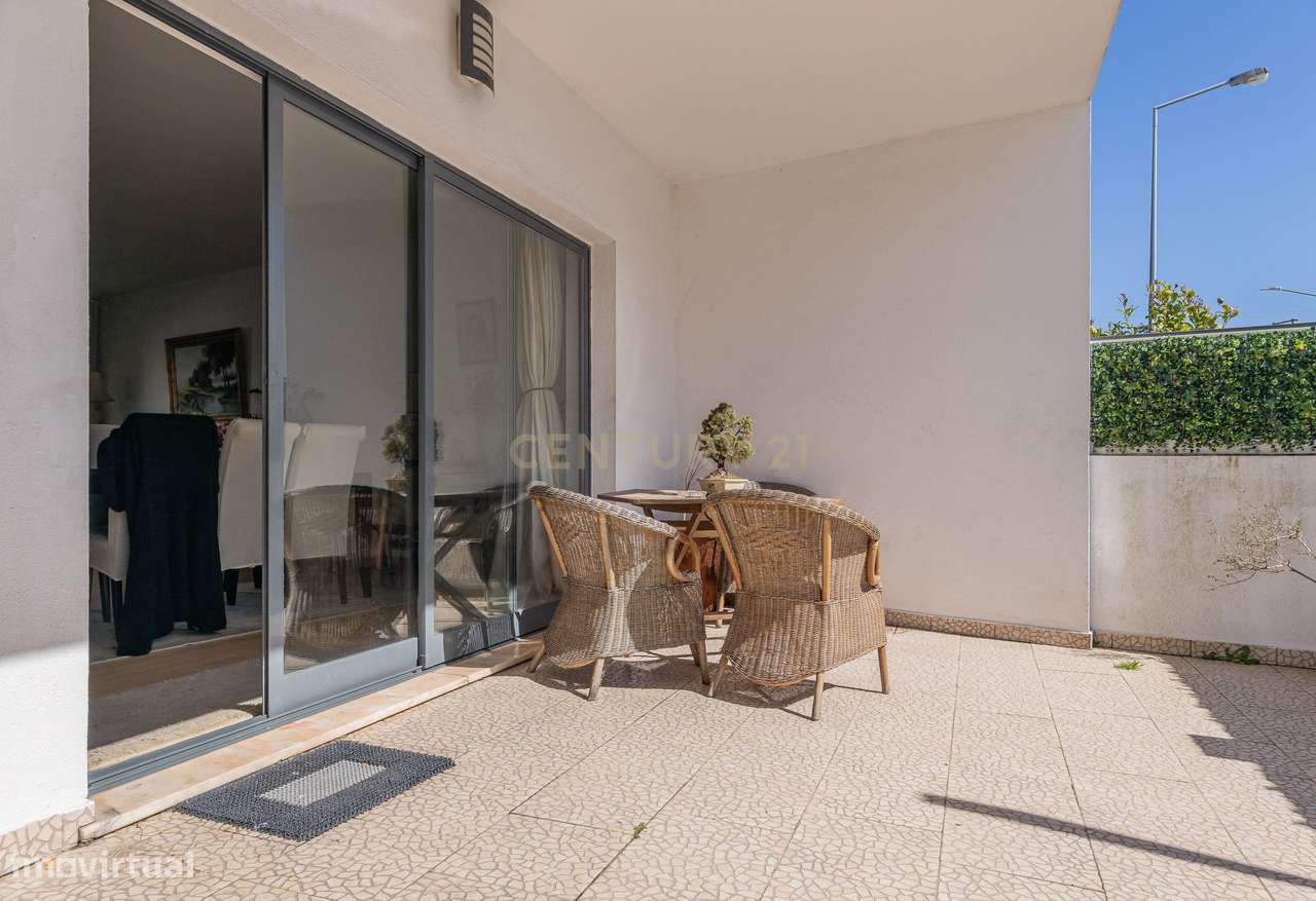Moradia Moderna T4 em São Domingos de Rana, Cascais-20